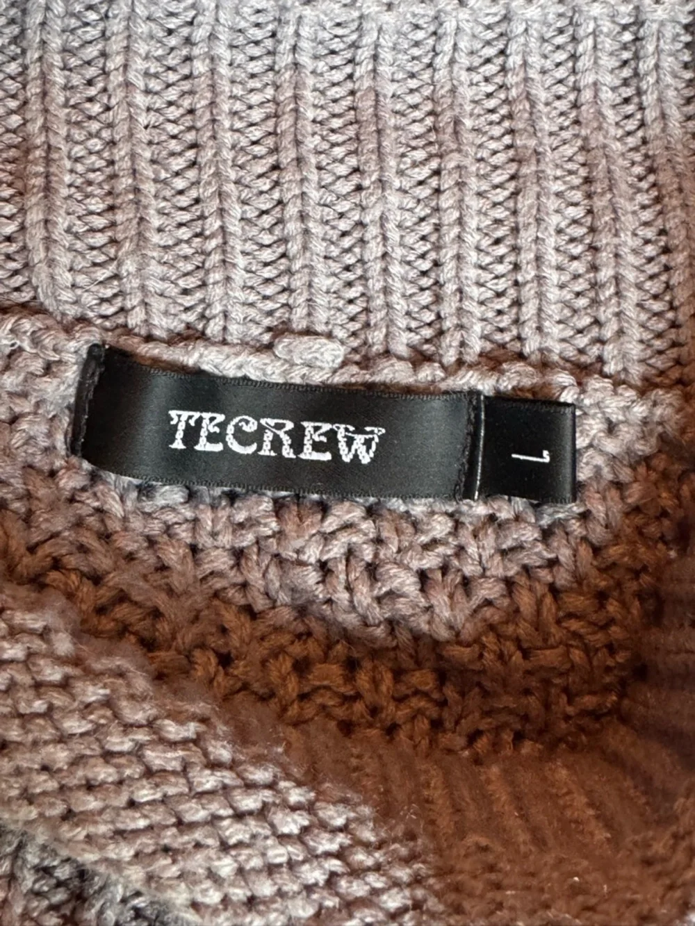Tecrew Turtleneck Knit Oversized Sweater in Light Gray Large - Picture 7 of 7